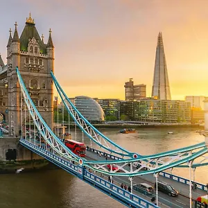 Tower Bridge Rainbow Casa de hóspedes